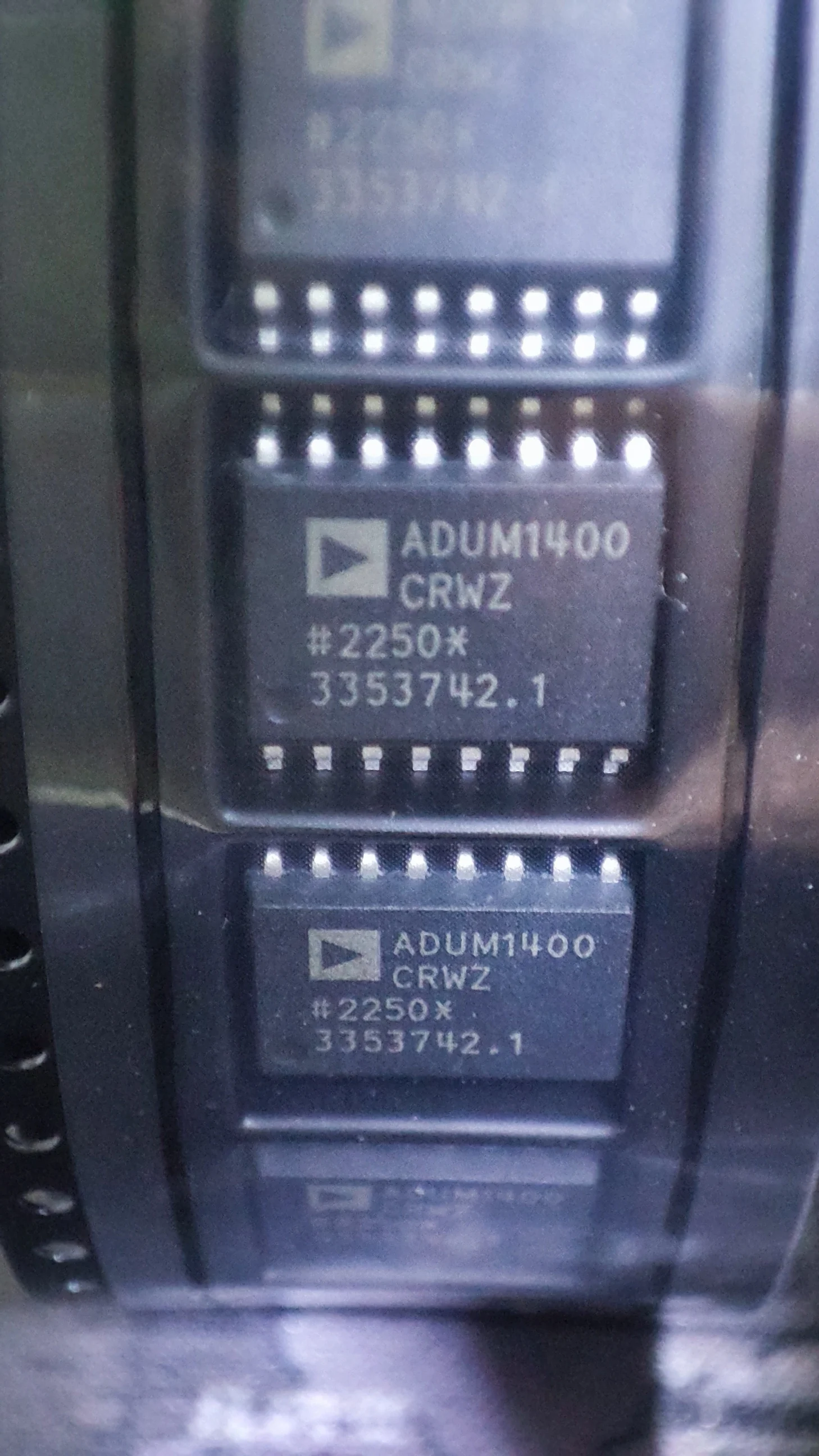 ADUM1400 ADUM1400ARWZ ADUM1400BRWZ ADUM1400CRWZ SOP-16 100% Brand New Original 