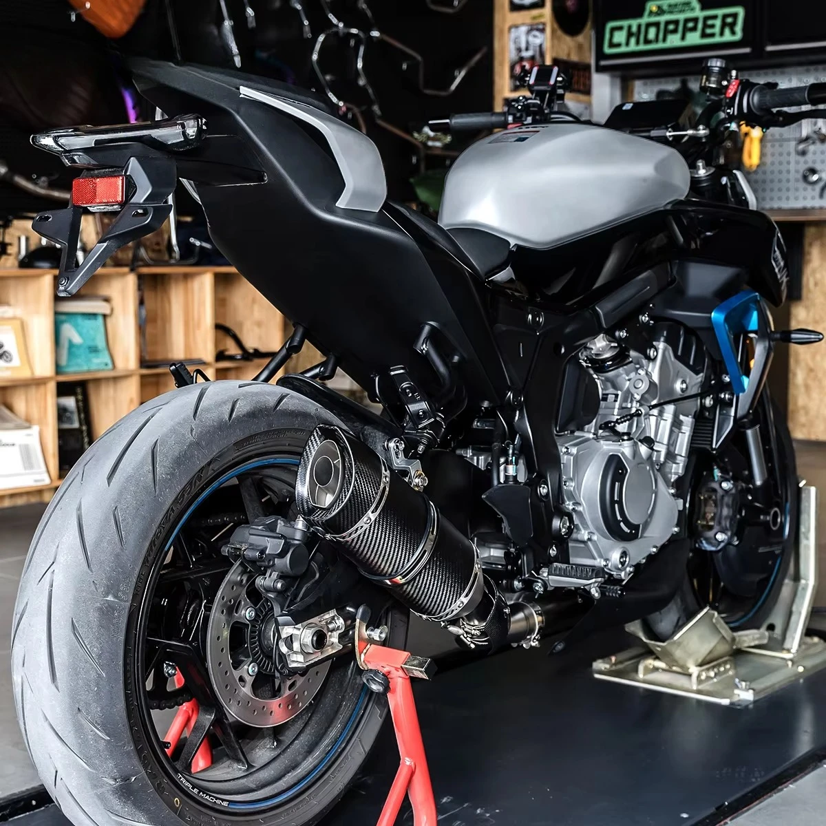 For 675sr Carbon Fiber Stainless Steel Full Exhaust System LV Style Matte Texture High-Temp Resistant Sportbike Racing OEM 5