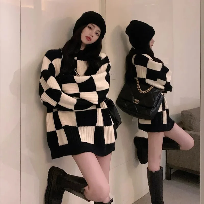 Checkerboard Lantern Sleeves Thick Knitted Warm Sweater for Women 2024 Winter Thickened Retro Mid length Outerwear Unique Top B4