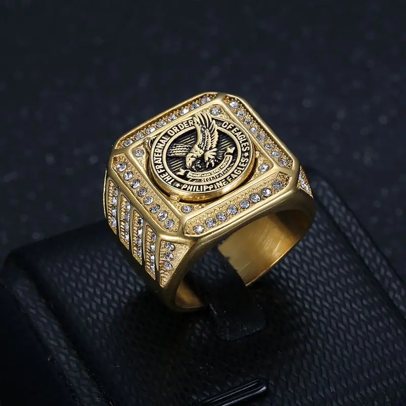 Megin D Stainless Steel Titanium Luxury Zircon Eagle Gold Hip Hop Heavy Rings for Men Women Couple Friends Gift Fashion Jewelry