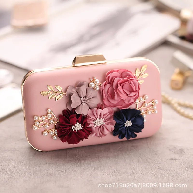 

Dinner Bag 2025 Pearl Flower Clutch Bag Bead Embroidery Evening Dress Party Wedding Chain Small Square Bag
