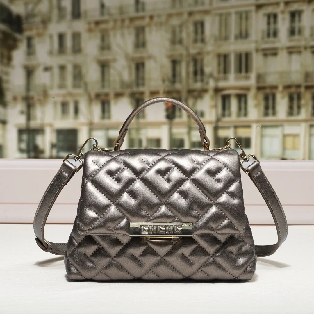 

2025 Trendy Minimalist Unique Handbag With Solid Color For Women High-End Leather Casual Business