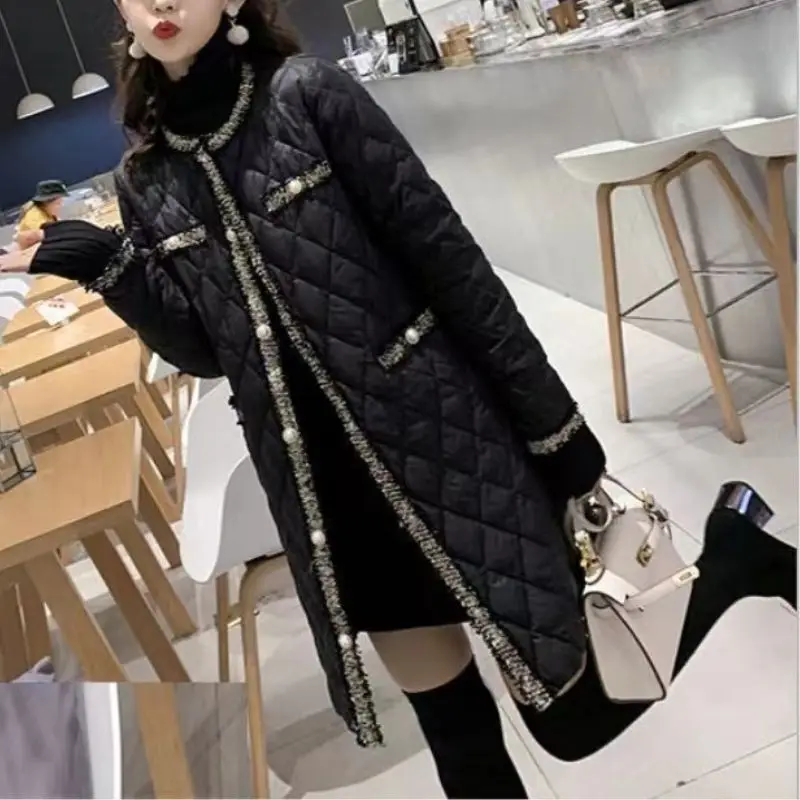 LadiesNew مزاجه السيدات بلون صغير العطر القطن وسادة مبطنة معطف المرأة الشتاء ضوء القطن مبطن زر معطف