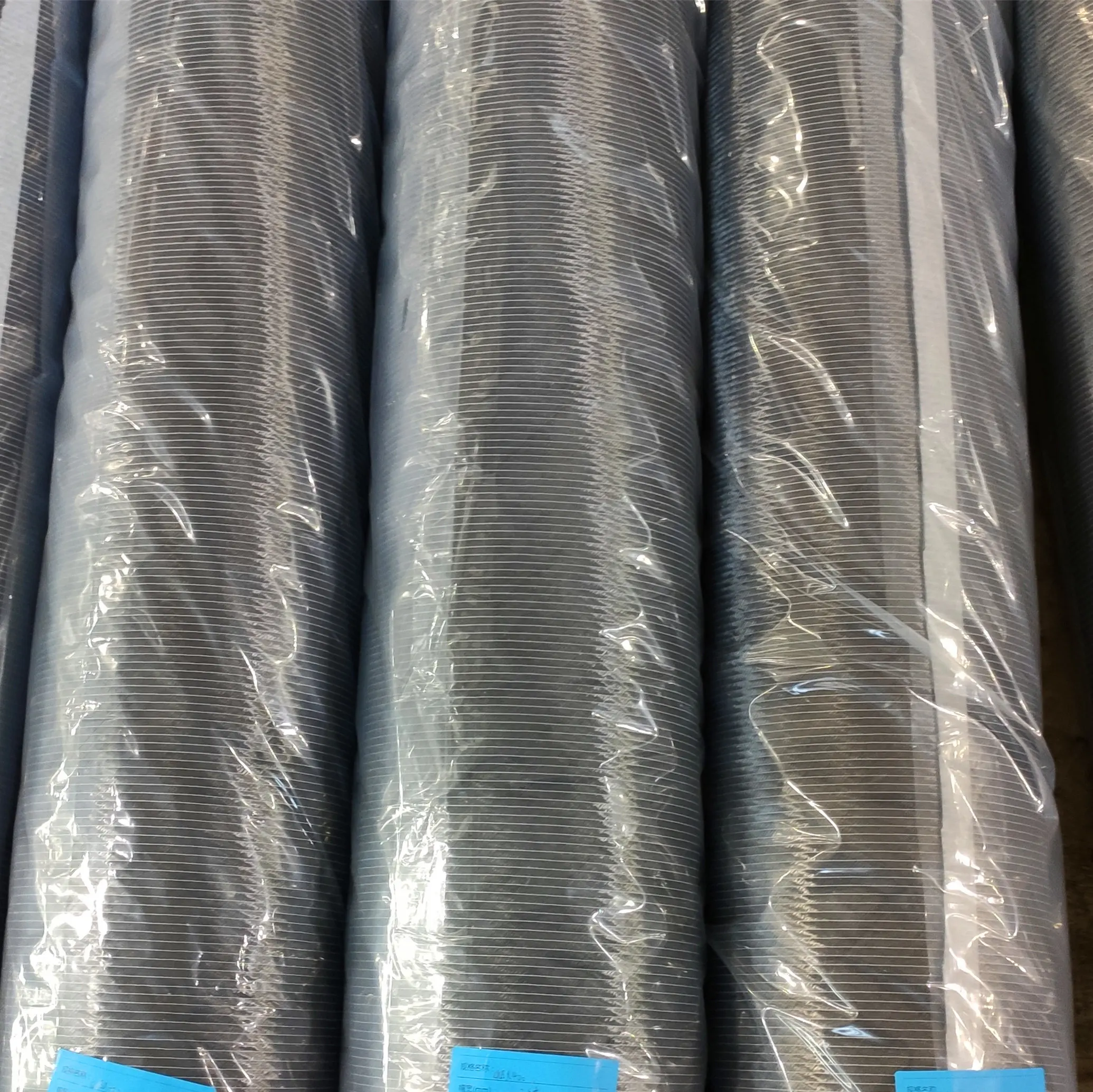Tela de fibra de carbono biaxial metálica de 300GSM, tejido plano de sarga multiángulo para exteriores de automóviles y productos compuestos industriales.