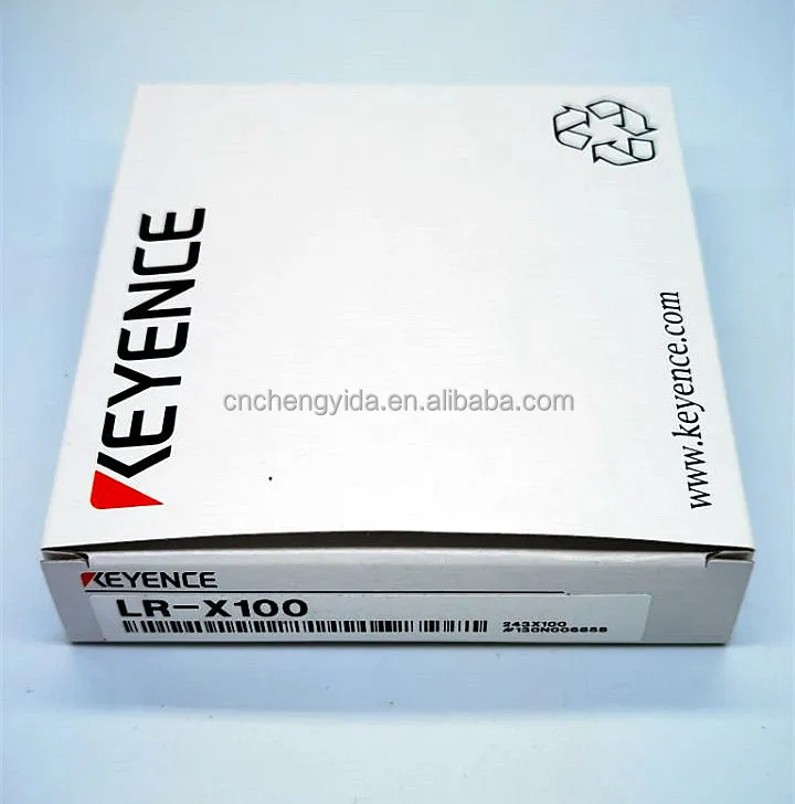 KEYENCE LR-X100C   Digital CMOS Sensor    Standard Model, M8 Connector Type, 100mm range    New Original