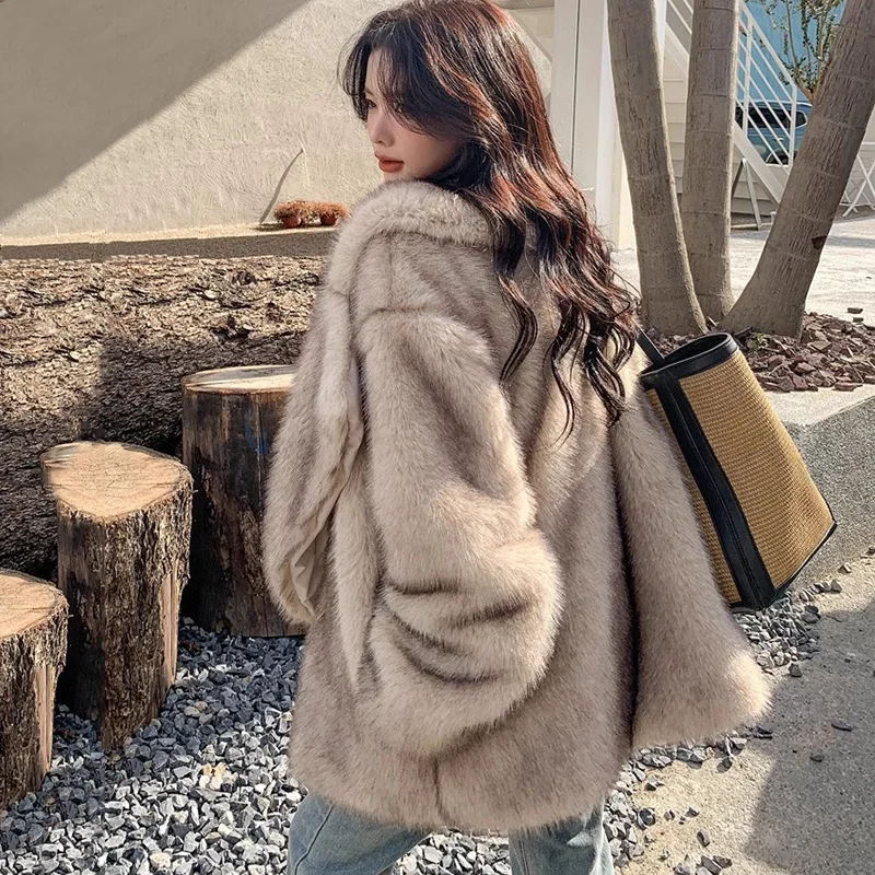 Luxury Brand Fashion Gradient Animal Color Faux Fur Coat Jacket Women 2023 Winter Loose Oversized Long Fluffy Overcoat Outerwear