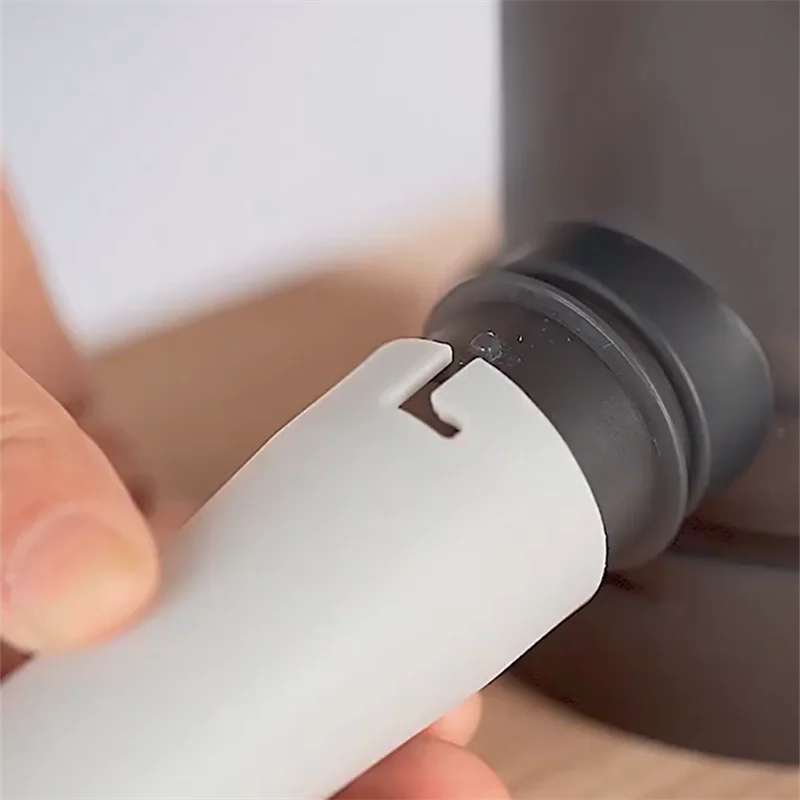 

Large Capacity Meat Stuffer with Stuffing Pipe Kitchen Tool for Homemade Sausages Heavy Duty Manual Sausage Maker