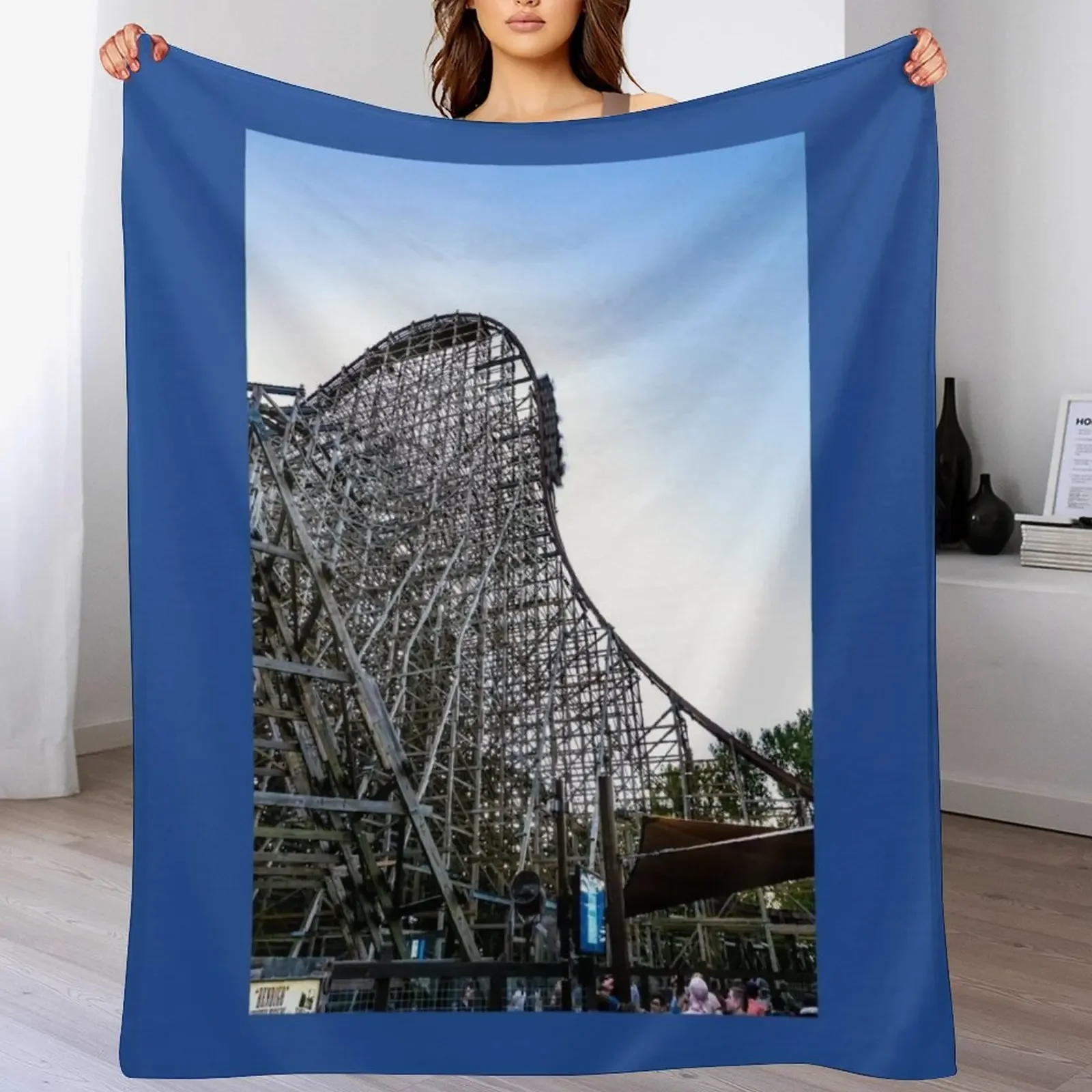 

New Cedar Point Steel Vengeance Roller Coaster Throw Blanket Luxury Thicken Personalized Gift Soft Plush Plaid Blankets