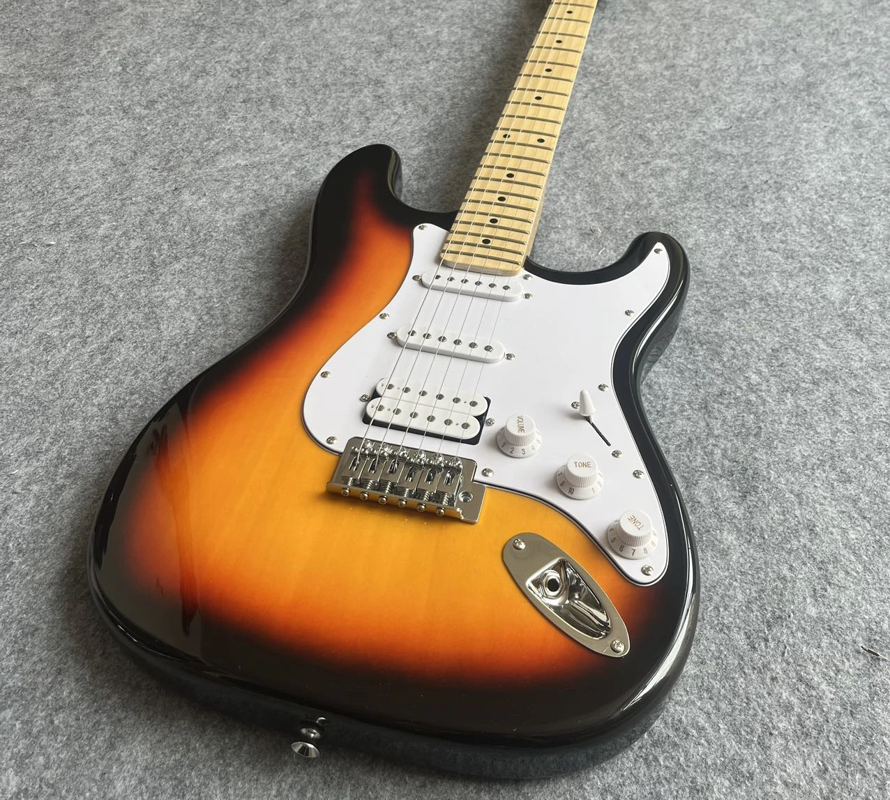 

высококачественная гитара Sunburst Color с кленовым грифом, 22 лада, 2026