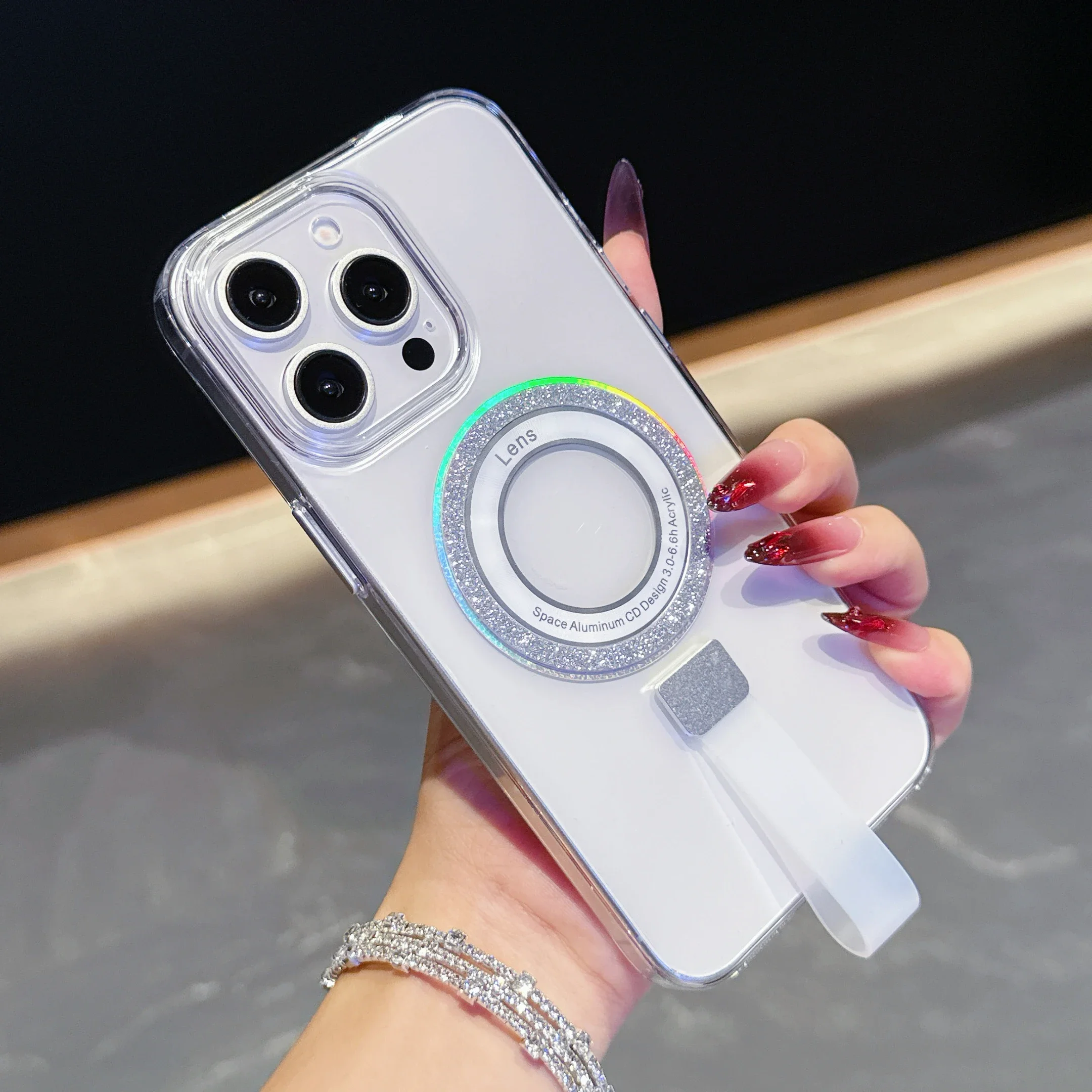 Чехол для телефона с магнитным ремешком и кристаллами для iPhone 16 Plus 15 14 13 Pro Max, портативный ремешок, прозрачный жесткий чехол