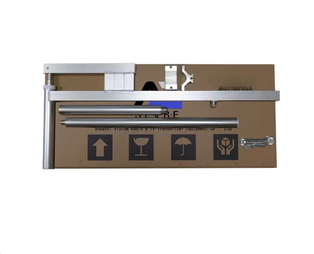 

Radio coaxial connector adapts to 10-3000W high gain