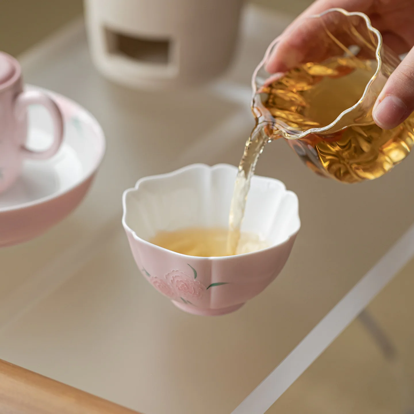 115ml Pink Glaze Pile Painting Flower Teacup Antique Tea Bowl Tea Pair Tea-tasting Meditation Cup Jianzhan Master Cups Tea Items