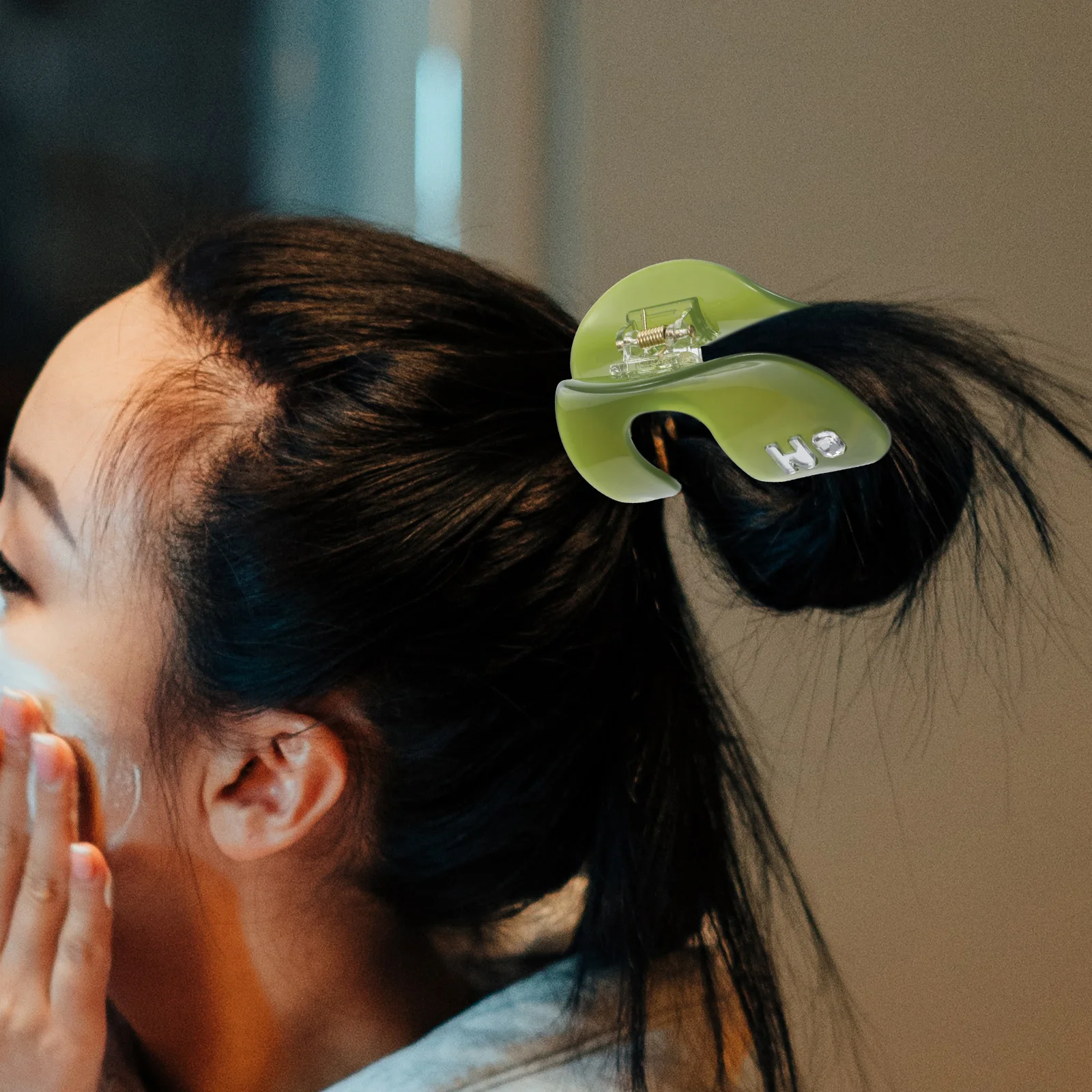

Large Shark Hair Clip for Women Girls Premium Materials Daily Party Wedding Long Thick Fine Hair Practical Gifts