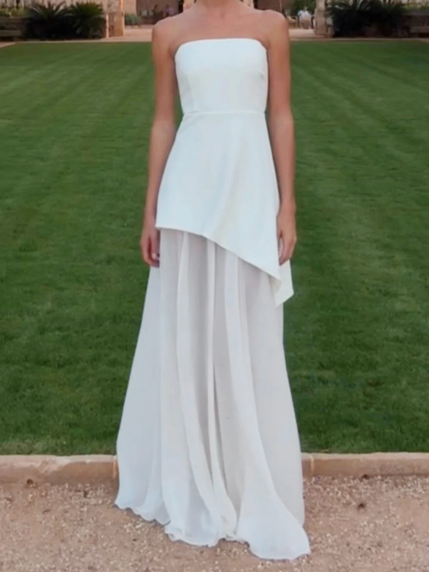 แม็กซี่เดรสคอวีหรูหราพร้อมแขนจับจีบและเอวคาดเข็มขัดพิมพ์ลายดอกไม้ Boho Chic Summer Beach Dress พร้อมกระเป๋า