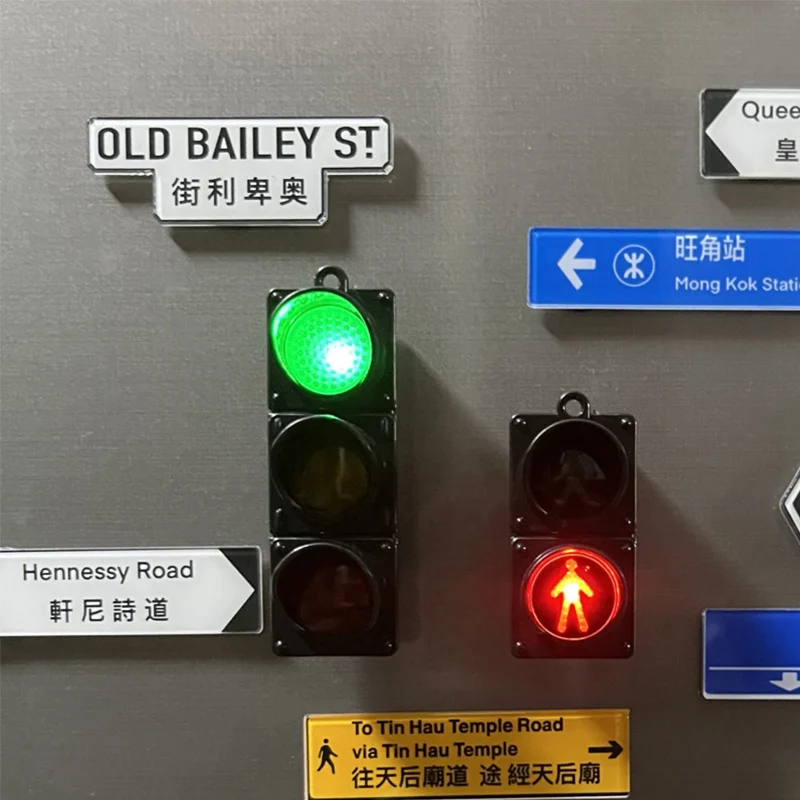 جديد 3D إشارة المرور المغناطيسي الثلاجة ملصقات مضحك لعبة المرور المشاة ضوء الإبداعية المغناطيسي اكسسوارات الديكور #1