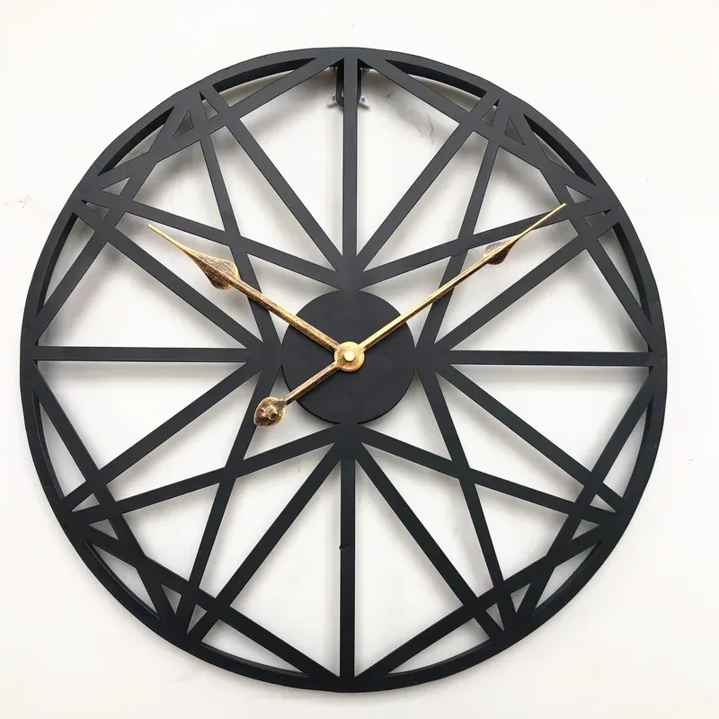 for European Retro Metal Wrought Iron Roman Wall Clock Silent Simple Living Room Decor