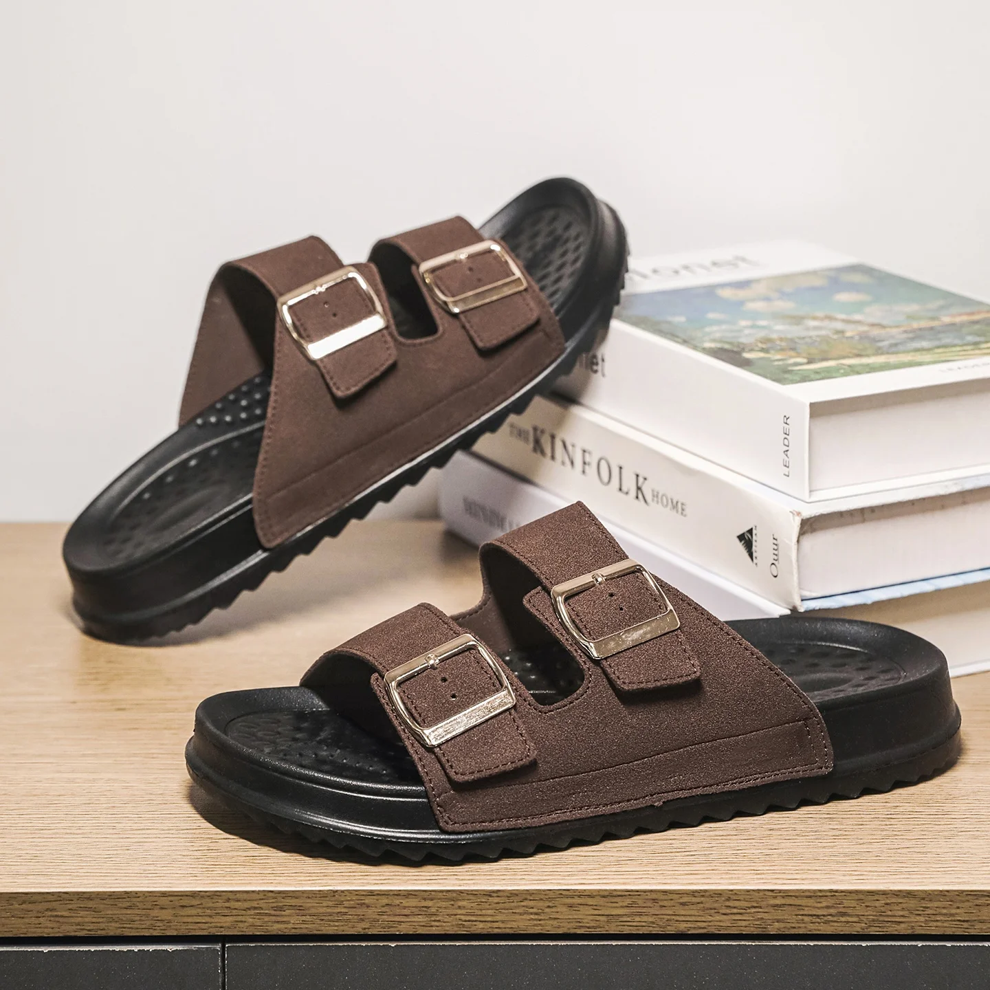 Sommer Herren Sandalen Bequeme Slipper Outdoor Strand Urlaub Komfortable Herren Slipper für Herren Schuhe