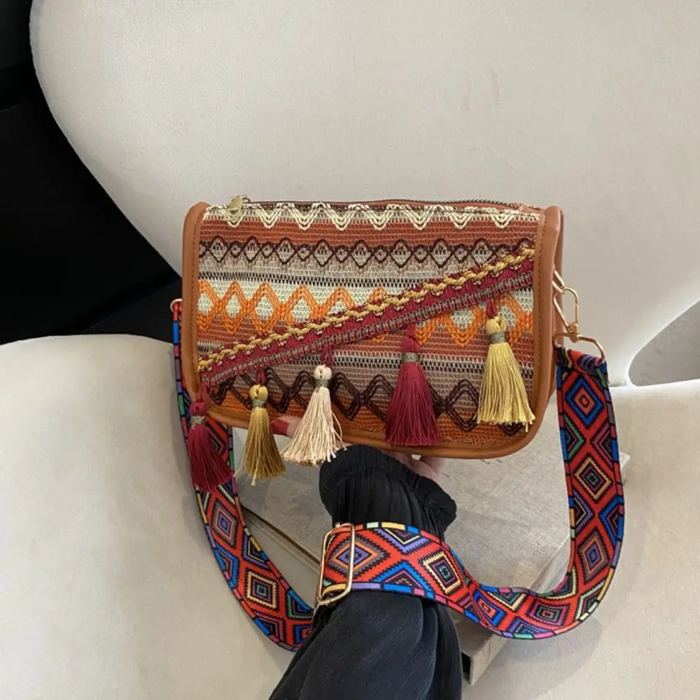 

Embroidery Bohemian Shoulder Bag Colorful Korean Style Woven Bag Fringe Shoulder Bag All-match Messenger Bag Large Capacity Bag