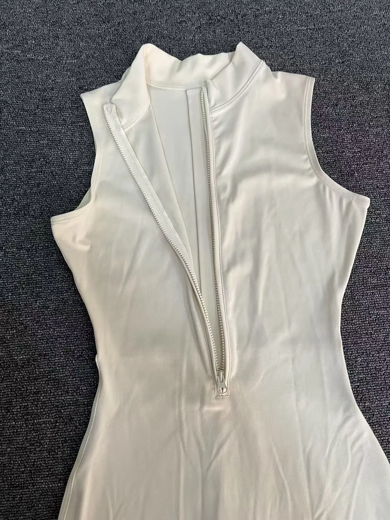 Combinaison de Yoga sans couture, sport, Fitness, pêche, serré aux hanches, fermeture éclair, sans manches, vêtements d'entraînement, survêtement de gymnastique pour femmes