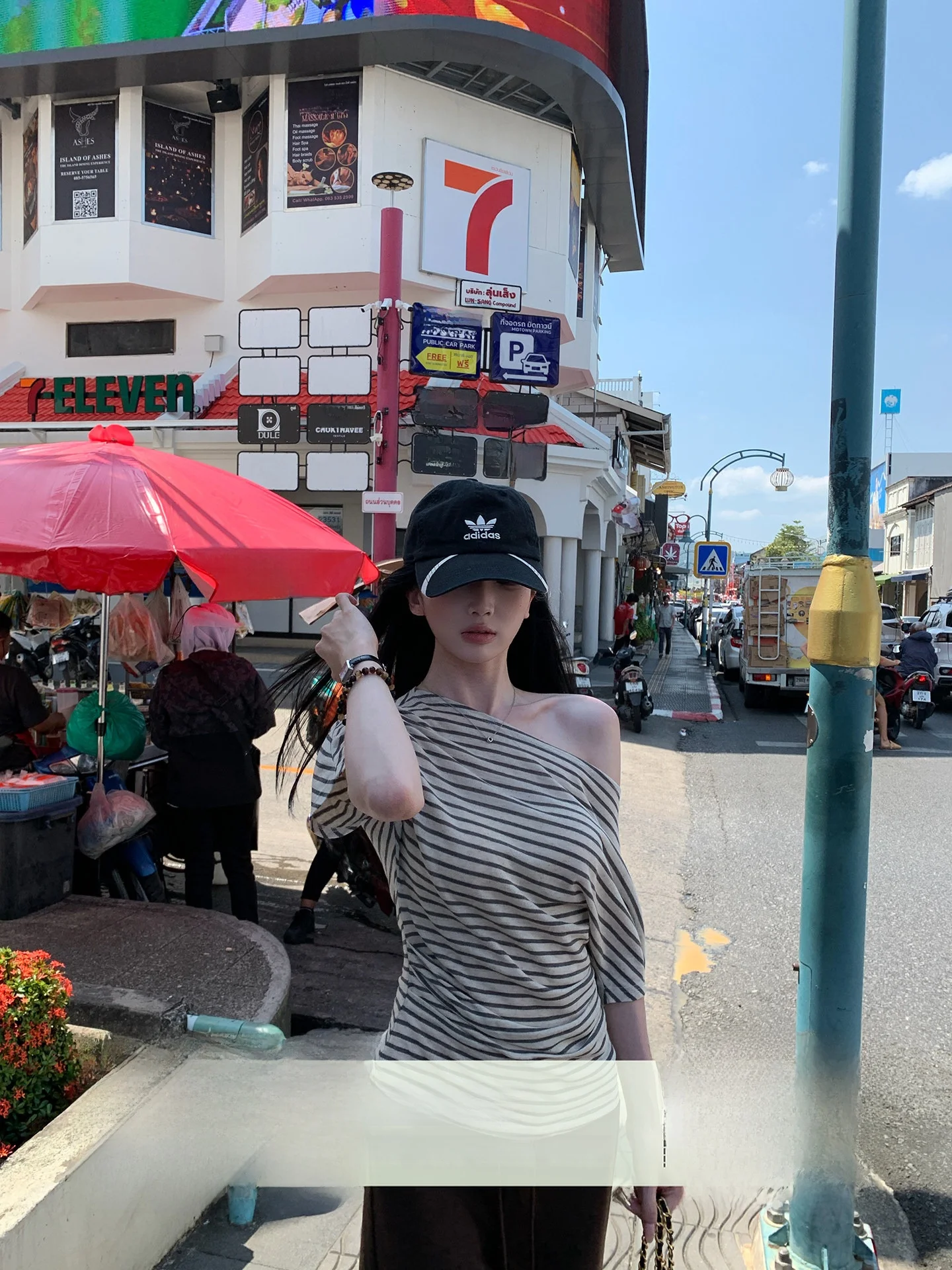 

Футболка Yoklass для девочек в полоску с цветными вставками на плечах, весна-лето, свободный крой, вязаная, с коротким рукавом, повседневный топ для молодых женщин