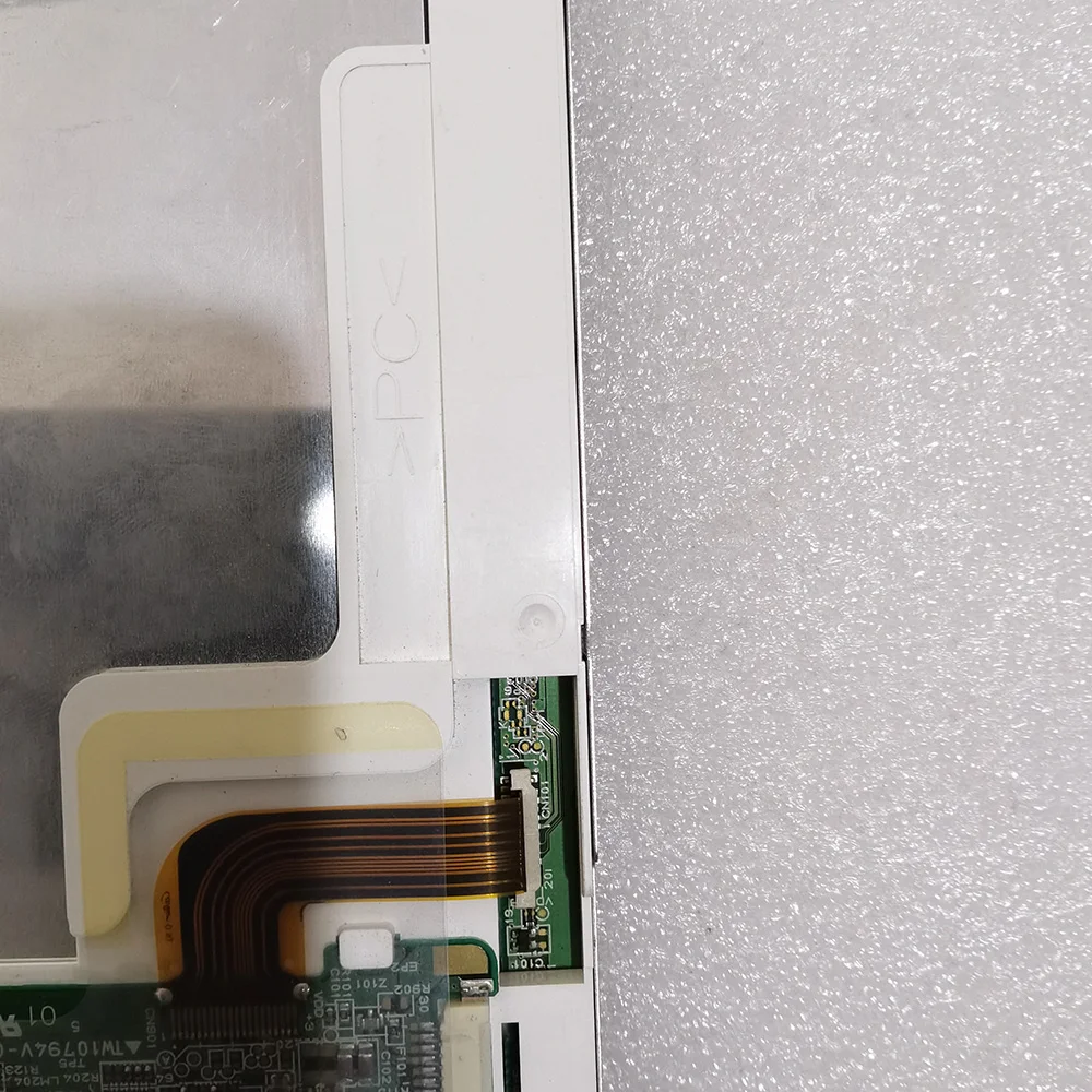 Display LCD LTM12C285Z