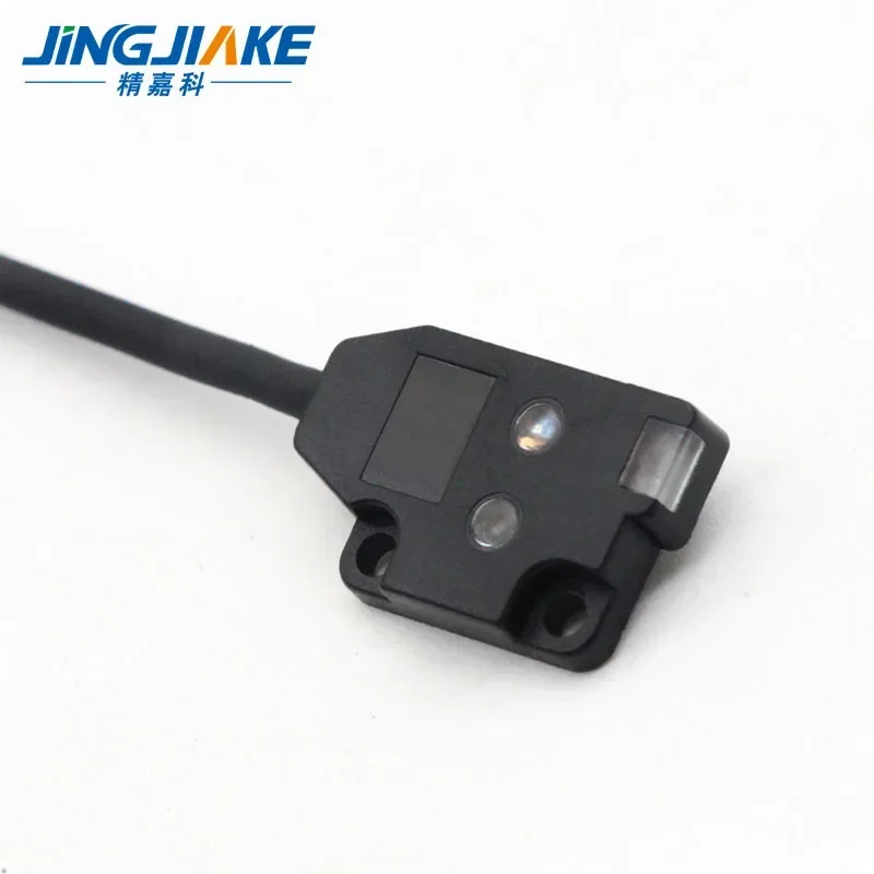 Ultra-Thin Photoele…