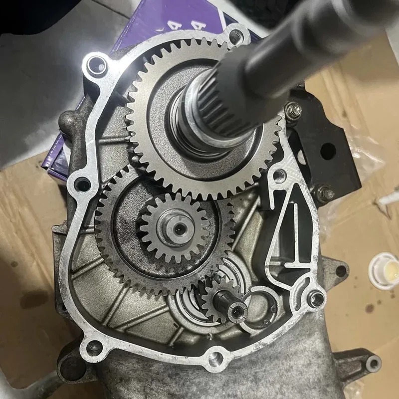 Used for Vespa GTS 300 250 125 GTV GT MP3 BEVERLY X7 X9 engine cylinder gearbox crankcase clutch cover complete set of gaskets