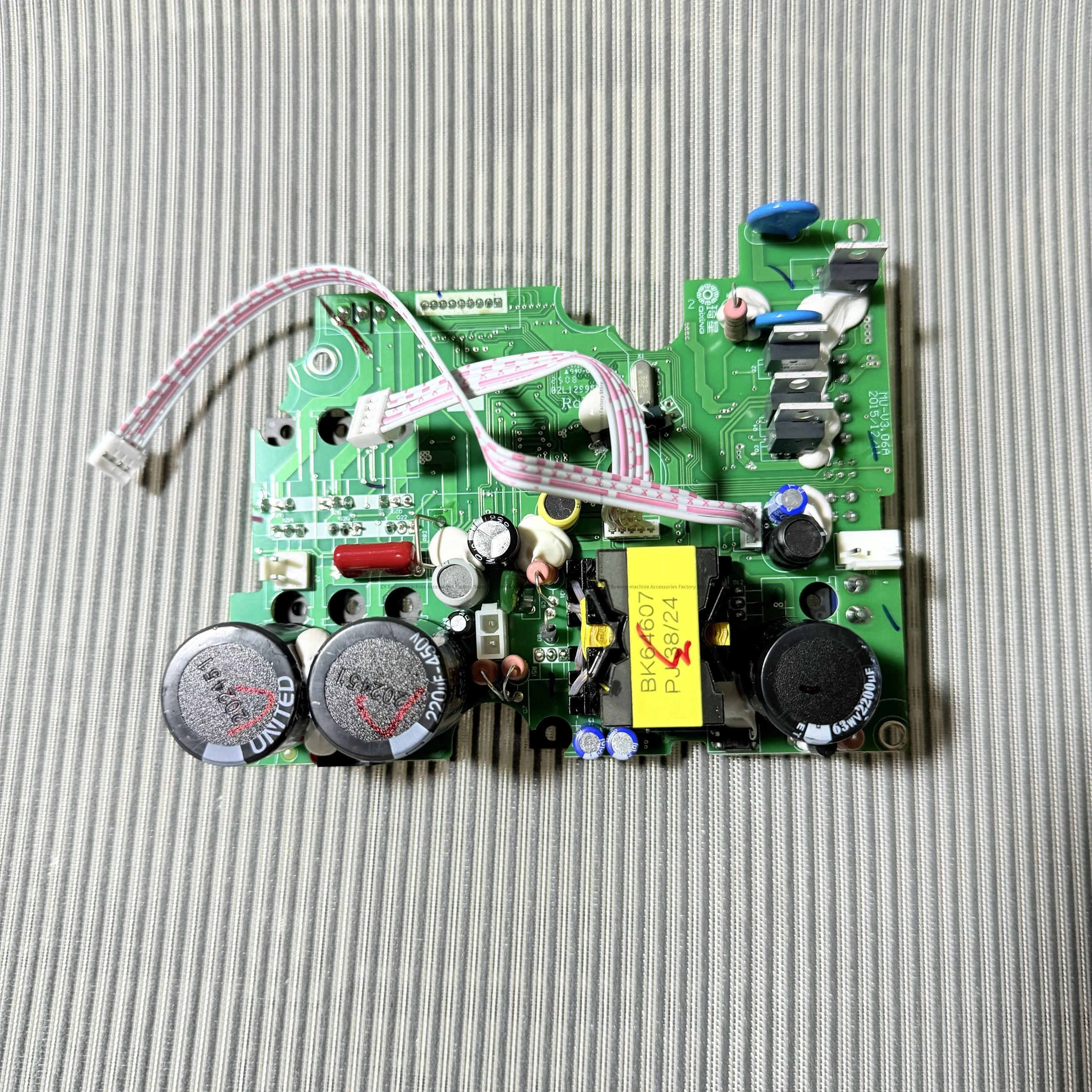 

Универсальная материнская плата Qixing с электронным управлением, 622, плоская материнская плата для машины трех поколений, стежок