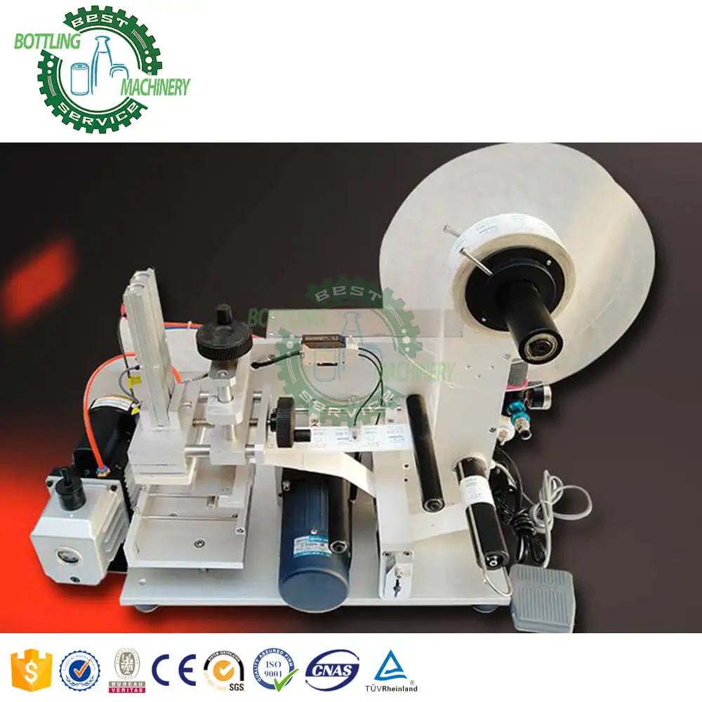 Semi automatic perfume laundry detergent Hand Sanitizer flat bottle cover lid self adhesive labeler labelling machines