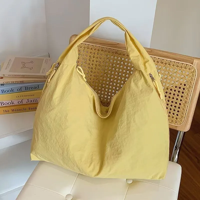

Nylon Solid Color Large Capacity Tote Bag Autumn New Versatile 2025 Hot Sale Bags for Women Casual Commuting Shoulder Bag