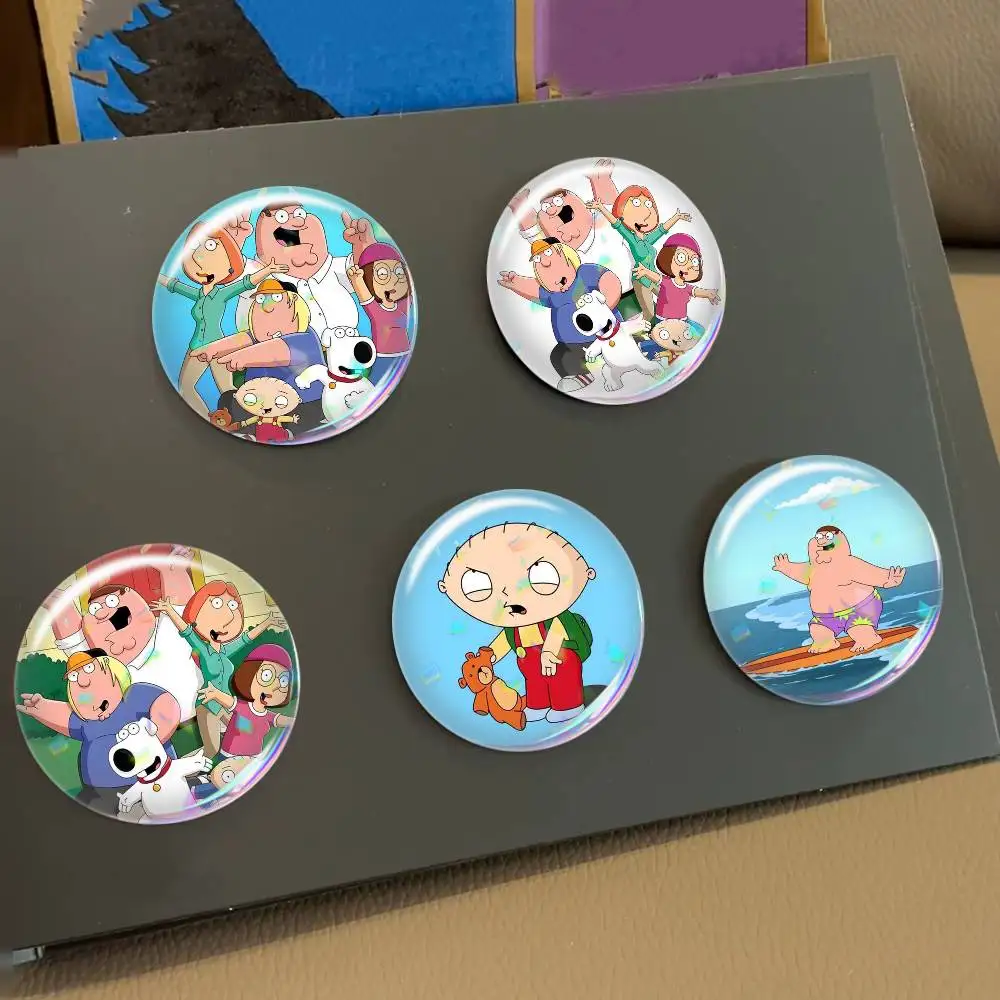 Peter Griffin F-amily Guy   Badge 25 32 44 58 75 mm Round Fans Collect Friends Gifts Brooch Souvenir