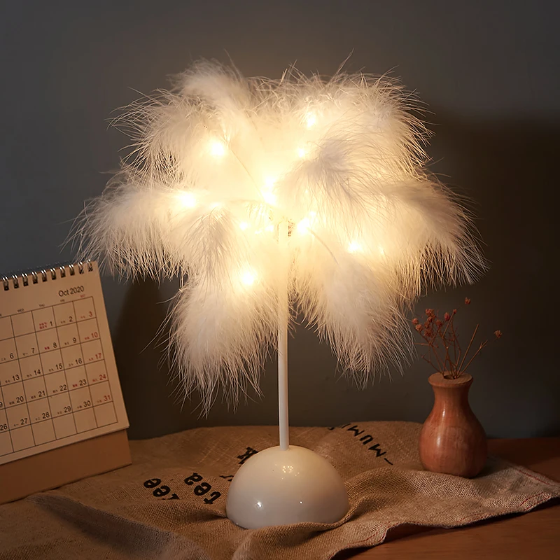 Feather Table Lamp Bedroom LED Night Light ins Girl Heart Bedside Lamp Modern Wedding Decoration Small Lantern Festive Gifts