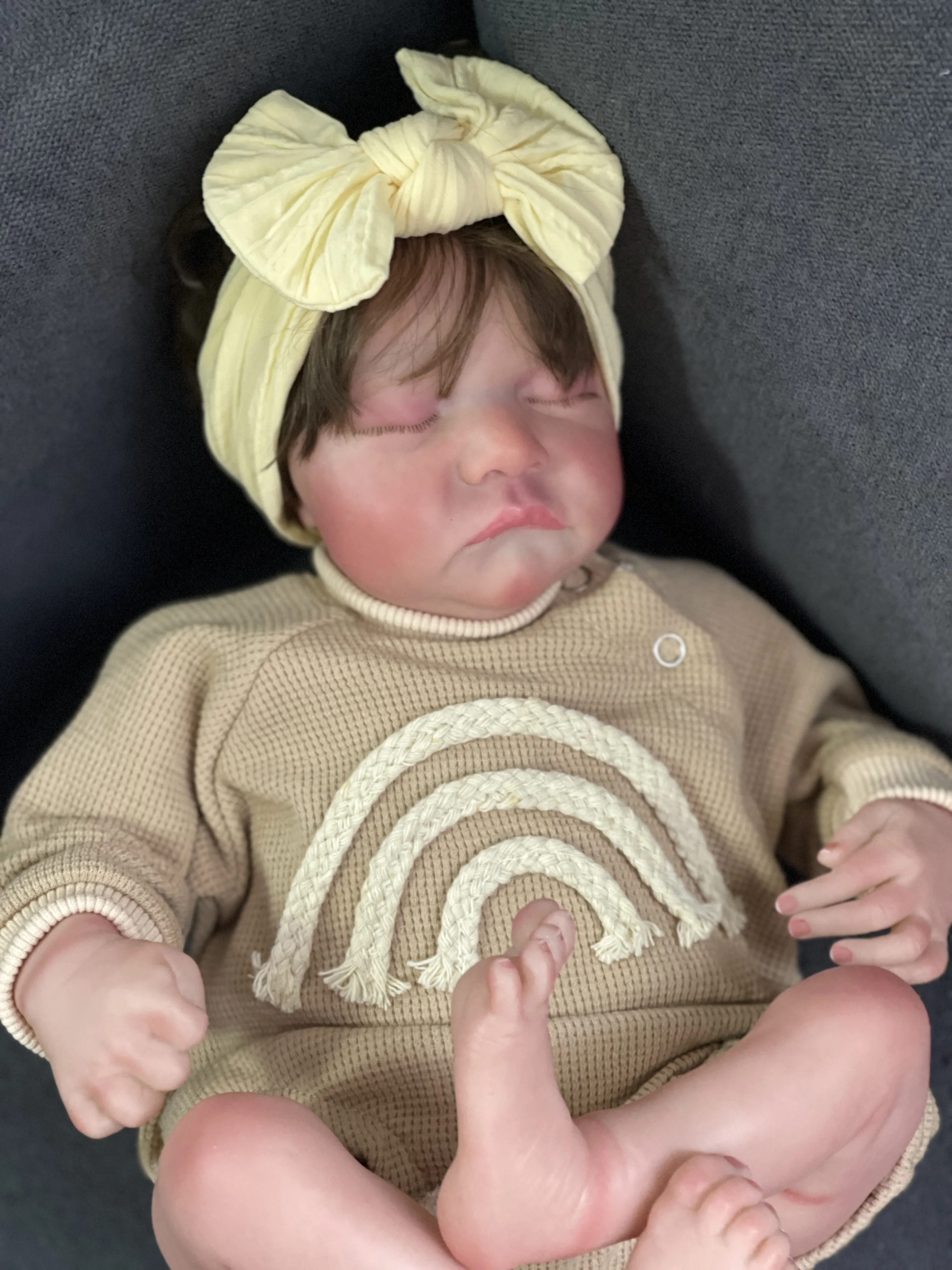 48cm Sleeping Levi Soft Cloth Body Newborn Lifelike Cuddly Baby Reborn Doll with Hand Rooted Hair Visible Veins Collectible Doll