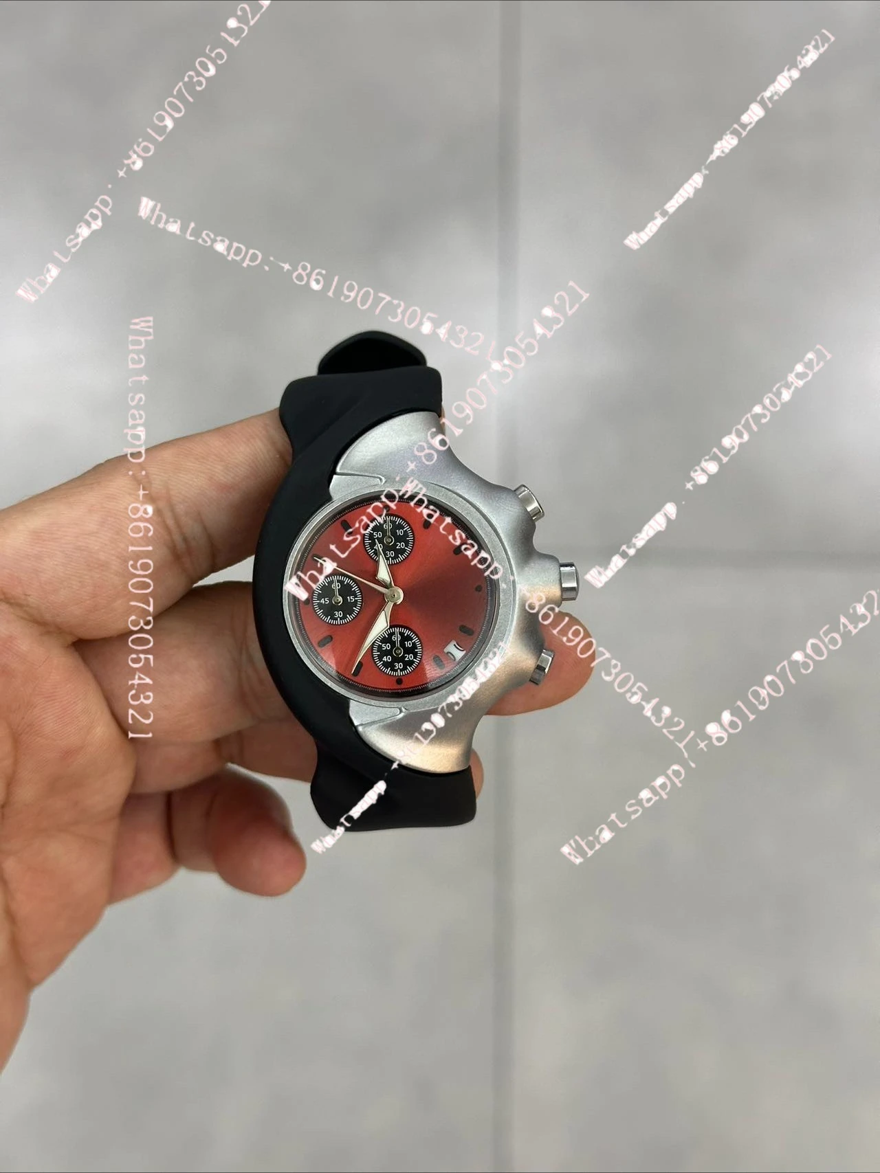 Original new special-shaped retro watch multi-functional hot-selling model fashionable personality design sense advanced