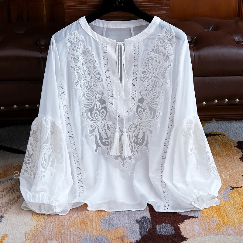 Blusas Mujer De Moda Summer Elegant Blouses Women's Clothing Embroidery Lantern Sleeve Shirts Loose Lace White Tops Femme B705