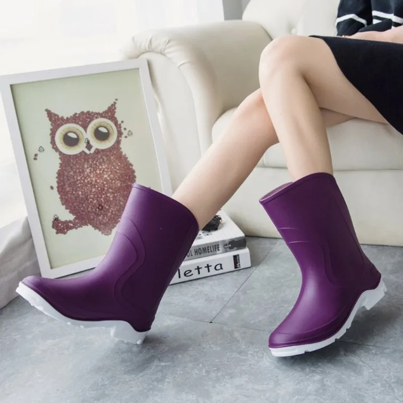 Women's Boots Round Toe Low Flat Heel Smooth Finish Slip-On Structure Contrast Sole Edge Casual Daily Outdoor Walking Shoe Gear