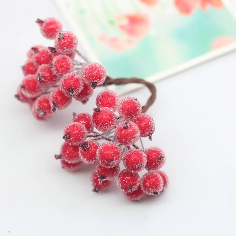 40pcs Mini Christmas Frosted Artificial Berry Vivid Red Holly Berries Home Decor Artificial Flowers Wedding Party Decoration