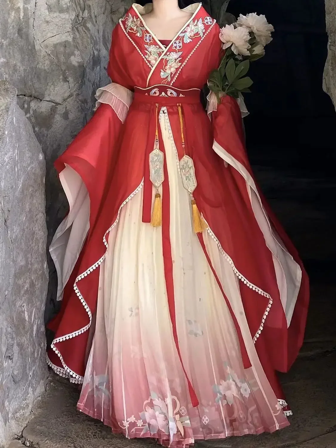 Original Hanfu Costume Large Sleeve Northern And Southern Dynasties Cosplay Hanfu Dress Embroidered Waist Women Dress