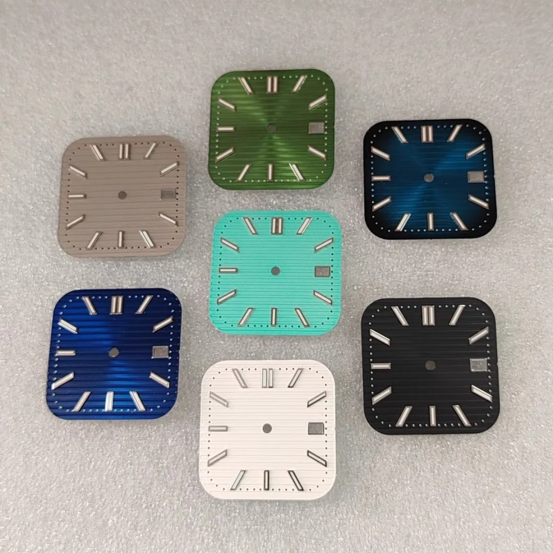 Quadrante dell'orologio quadrato da 29,5 mm Quadrante con chiodo argento e lancette dell'orologio con accessori luminosi verdi per movimenti NH35/NH36