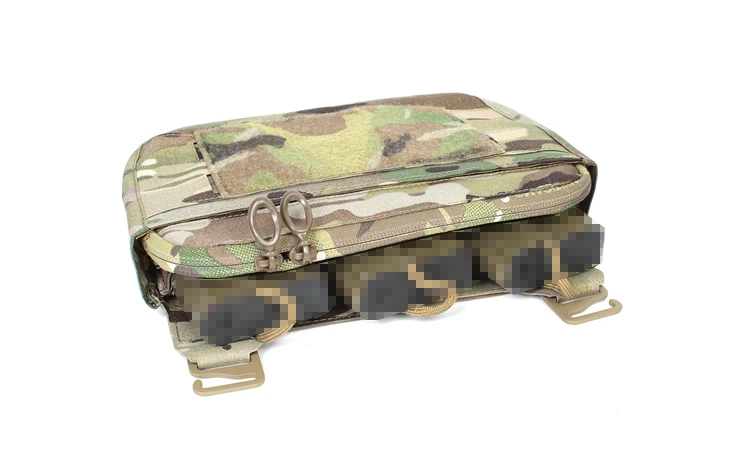 The  Fan Kangaroo Bag Is Inserted Into The Built-in Small Bag And The Separation Bag For The Tactical Panel Bag