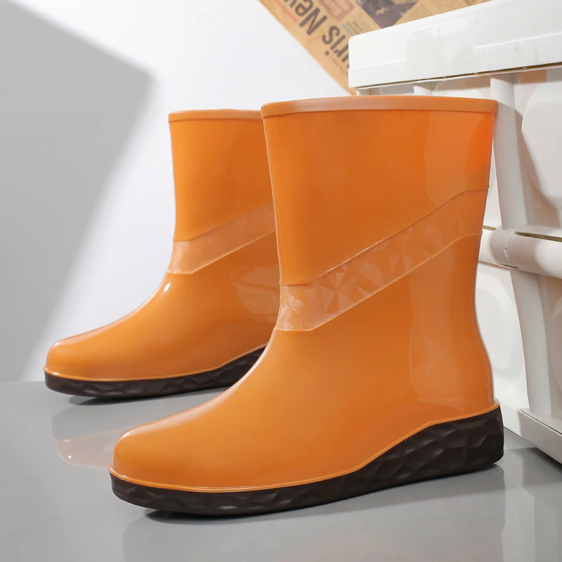 Women's Mid-Calf Integrated Soft Waterproof Rain Boots with Thick Cushioning and Non-Slip Soles, Suitable for Rainy Days, Co