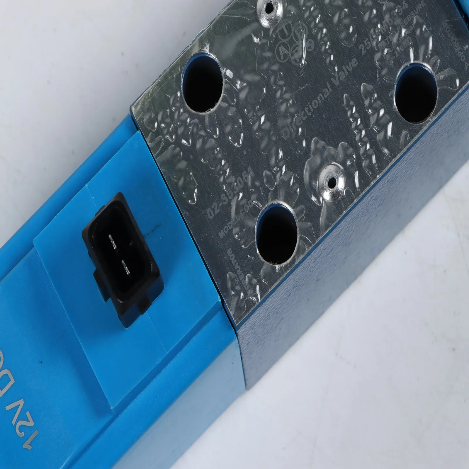 صمام الملف اللولبي 25/104700 لـ JCB 3CX 2CX SS620 PS760 PS720 SS640 PS745 جزء محرك الديزل ملحقات السيارة #3