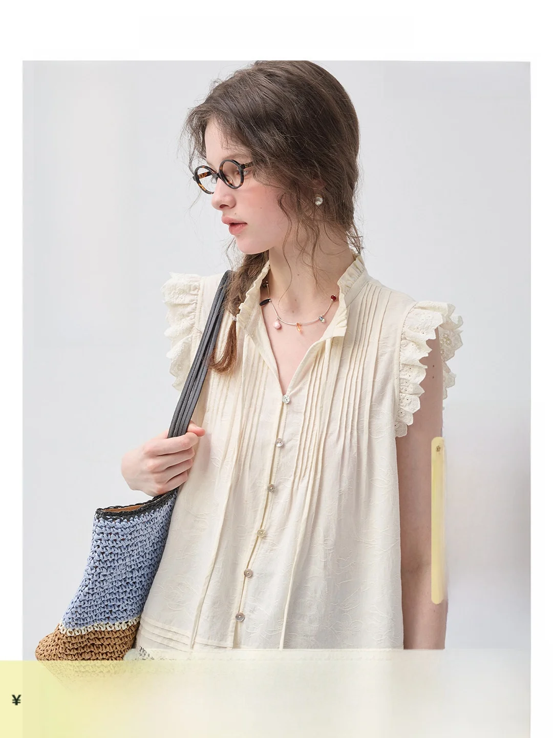 

Loose Pure Cotton Lace Patchwork Flying Sleeve Shirt VEGA CHANG Women's Korean Style Commute Shirt White Truffle Pattern