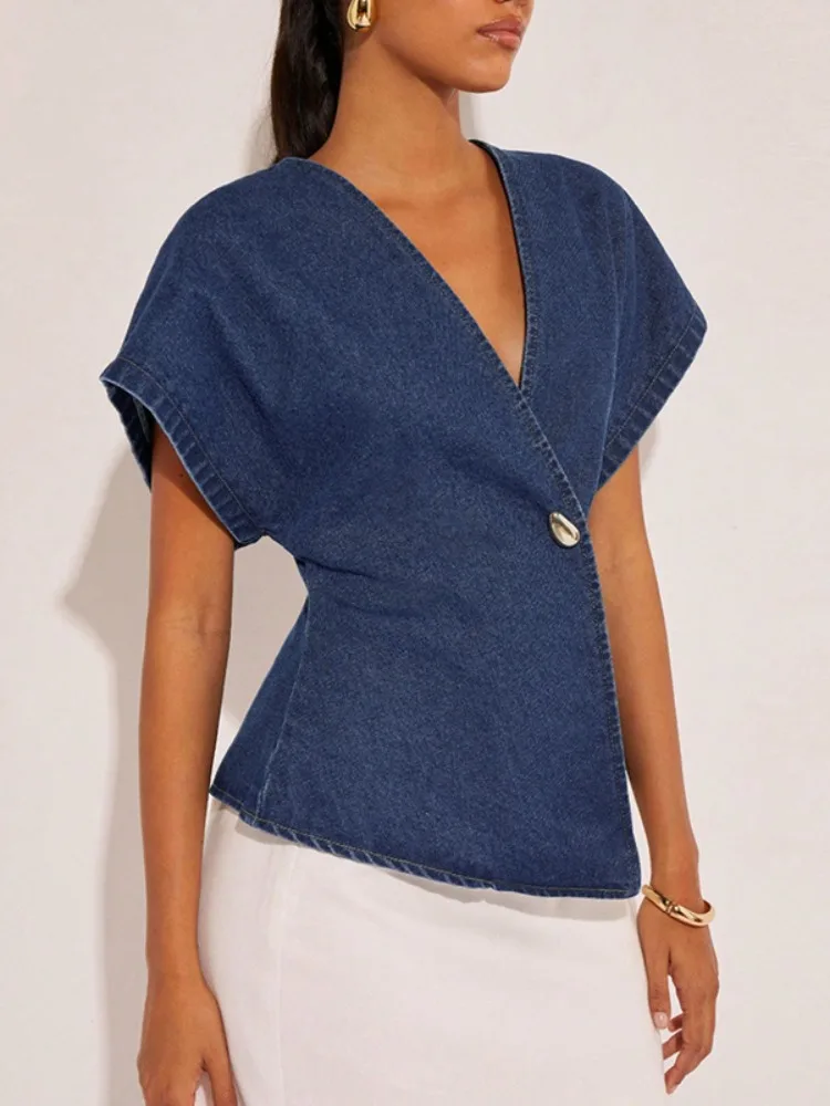

Bonboho Women's Navy Blue Faux Denim Shirt Top V-neck One-buttoned Raglan Sleeve T-shrit 2025 Summer Stylish Blouse for Women