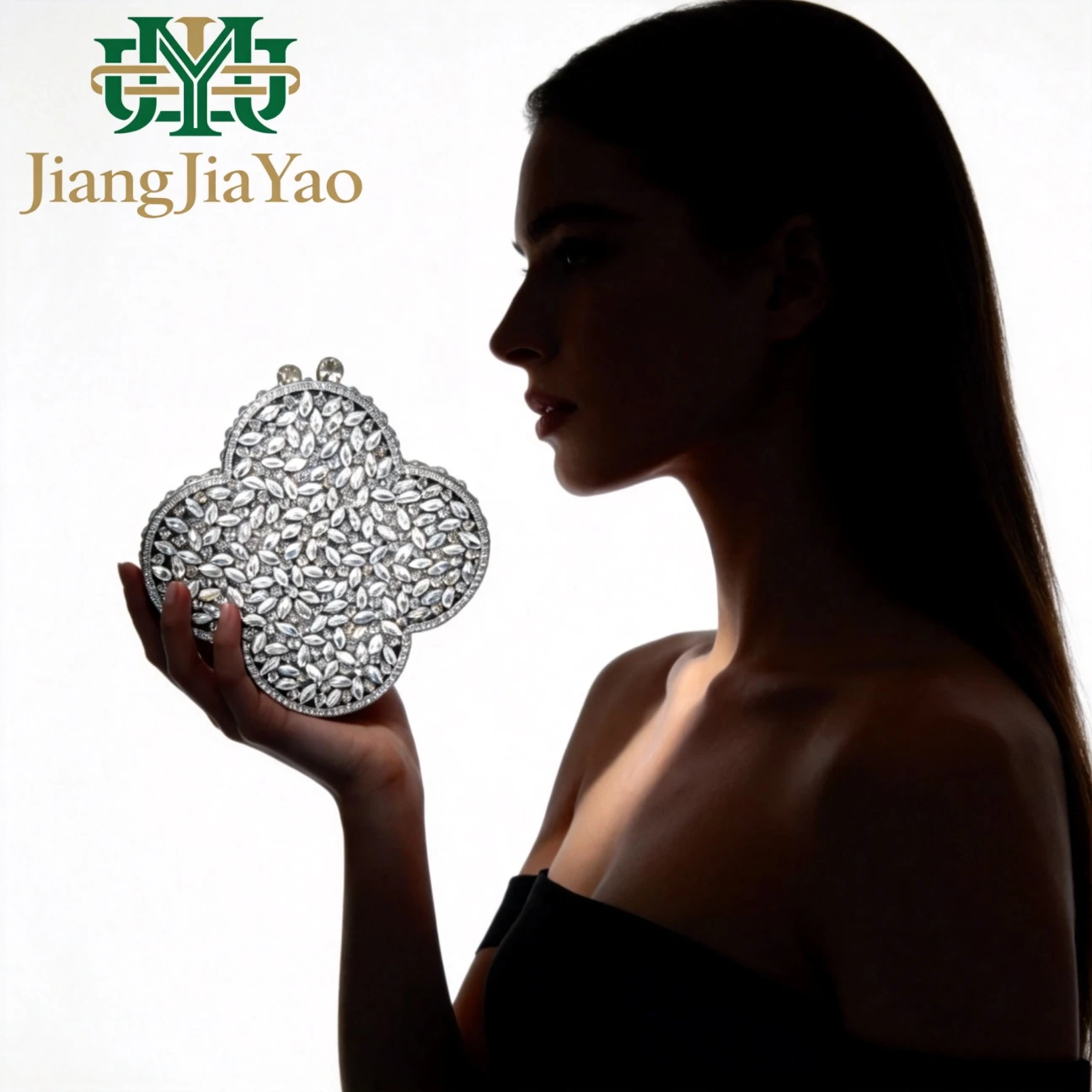 Clover Studded Diamond Dinner Bag Handmade Full Diamond Hard Shell Handbag Party Shiny Rhinestone Chain Mini Bag Purse Wallet