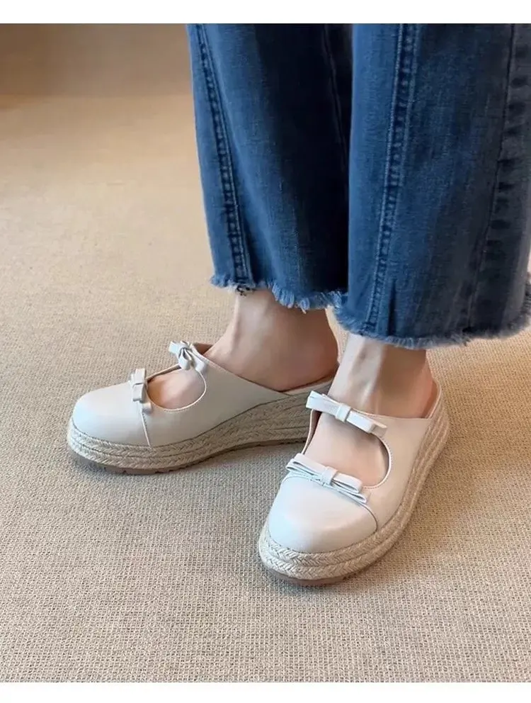 Damen Schleifen-Sandalen mit geschlossener Zehenpartie, Plateau-Espadrille-Keilabsatz, Slipper für den Sommer – Detail 6