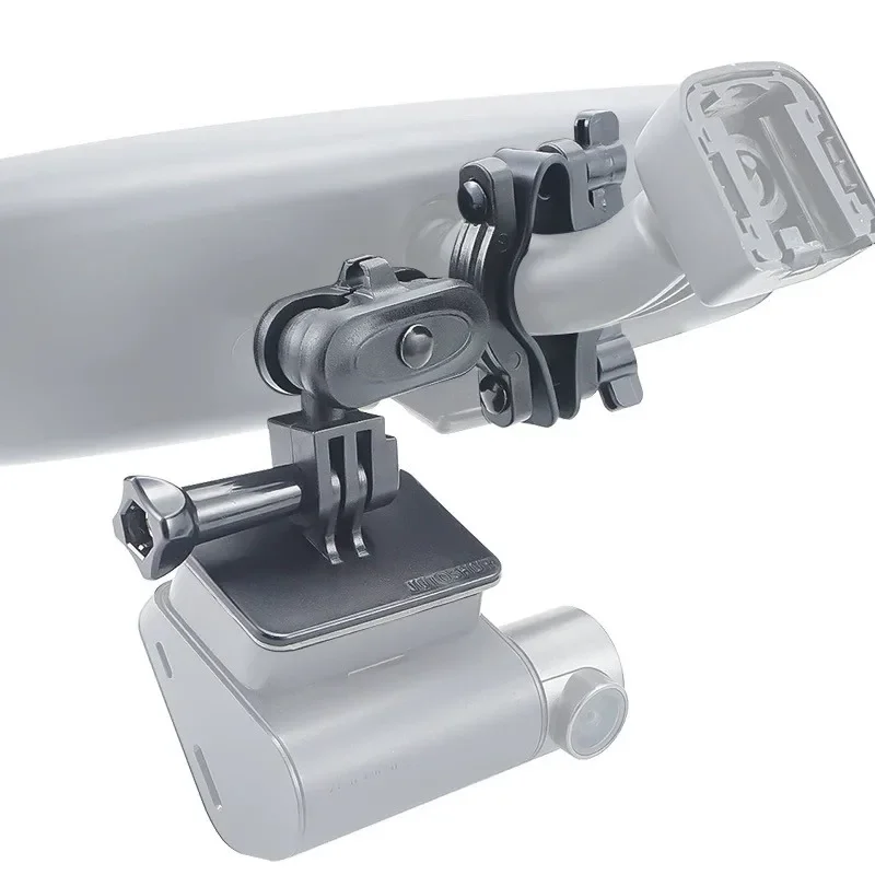360° Rotating Rear …