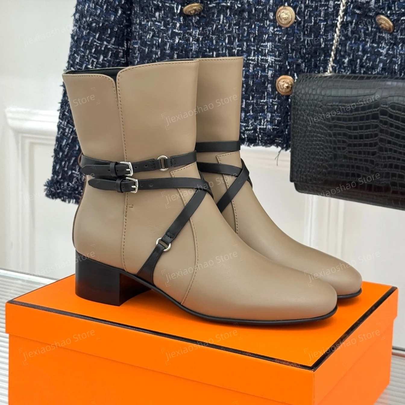 2026 New Collection Genuine Leather Round-Toe Mid Heel Ankle Boots Woman Belt-Buckle Decora Chelsea Boots Hiver Sapato Feminino
