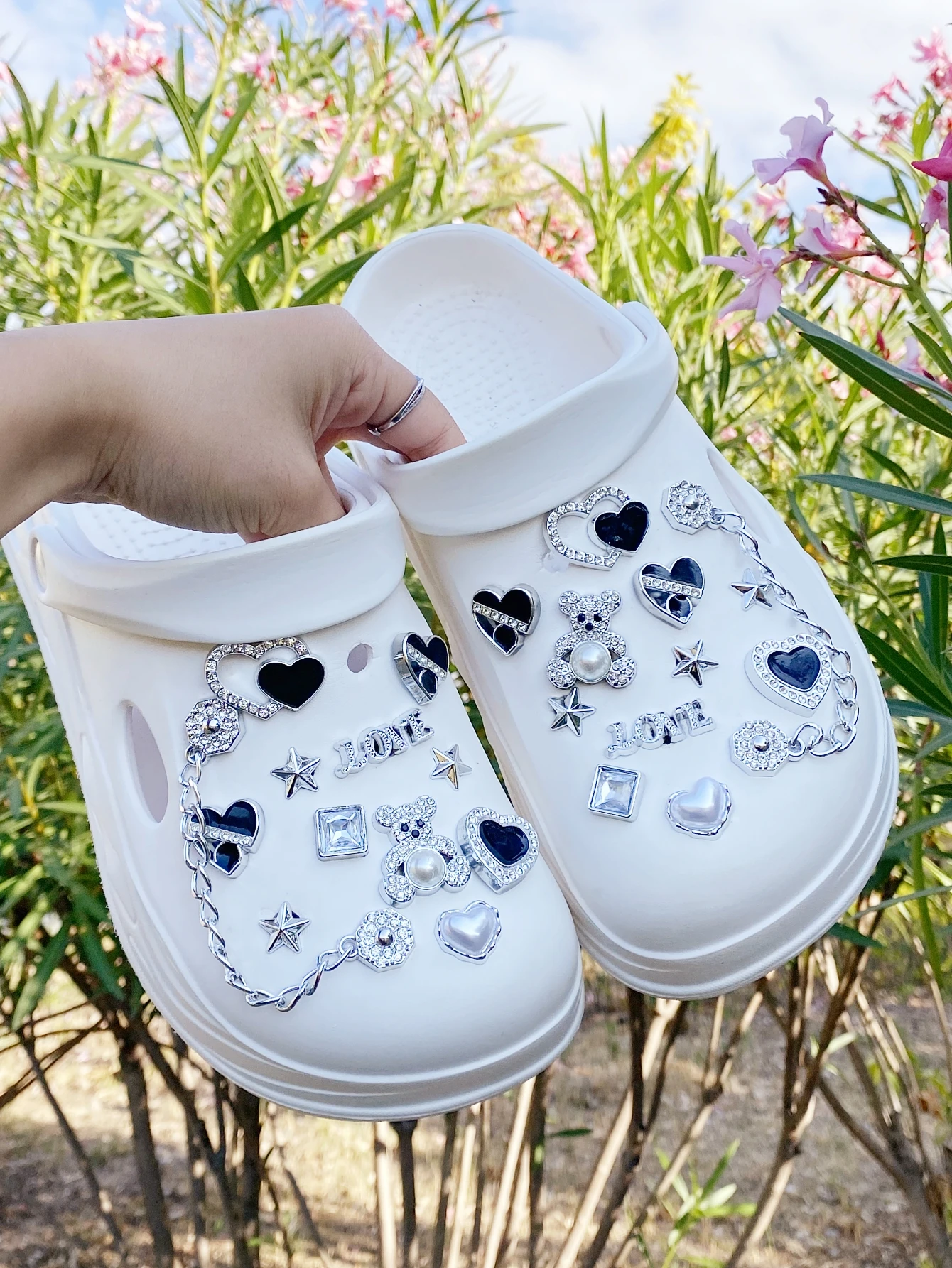 24 fashionable silver (pearl bear, love, heart, five-pointed star, chain) ABS resin shoe buckles, golden rhinestone chain DIY de