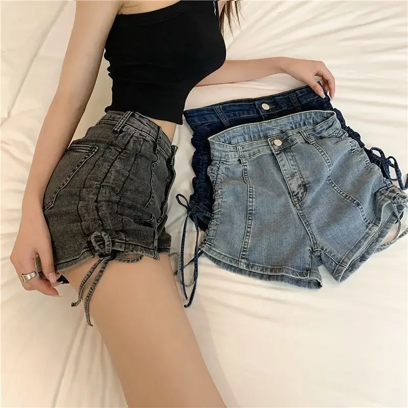 여름 Coquette Strappy Short Jean Pants 여성 하라주쿠 패션 신축성있는 저렴한 야외 디자인 XL 여성용 데님 반바지의 새로운 기능